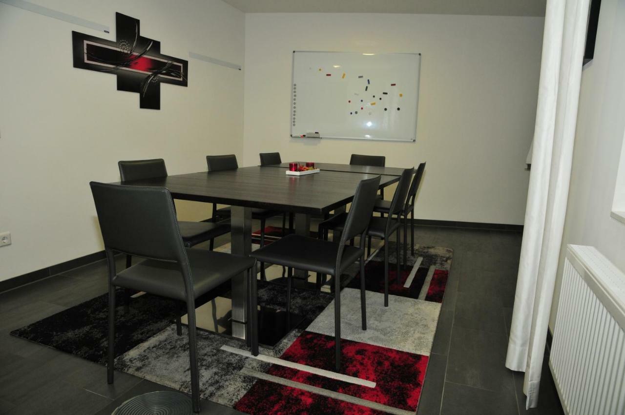 Hotel Sporcher Nest Cadolzburg エクステリア 写真