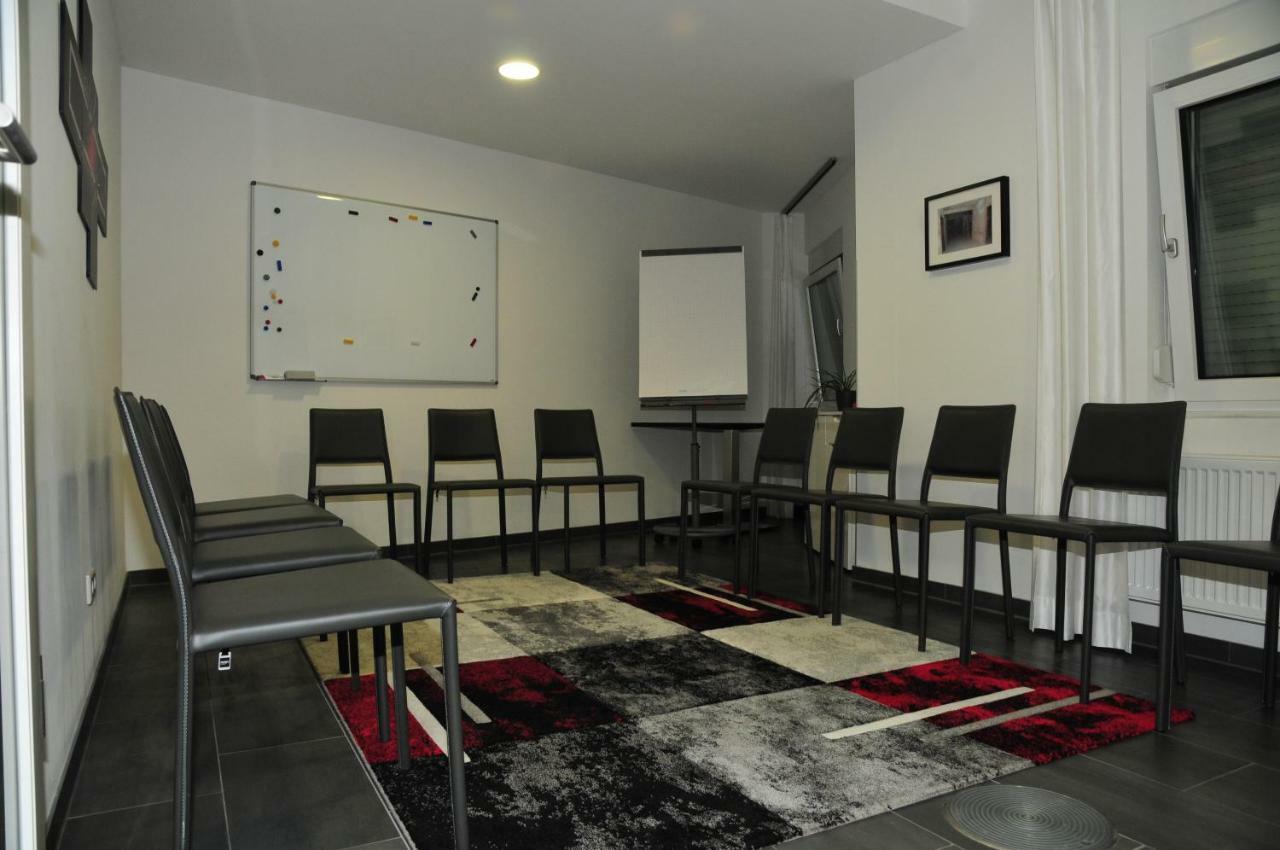 Hotel Sporcher Nest Cadolzburg エクステリア 写真