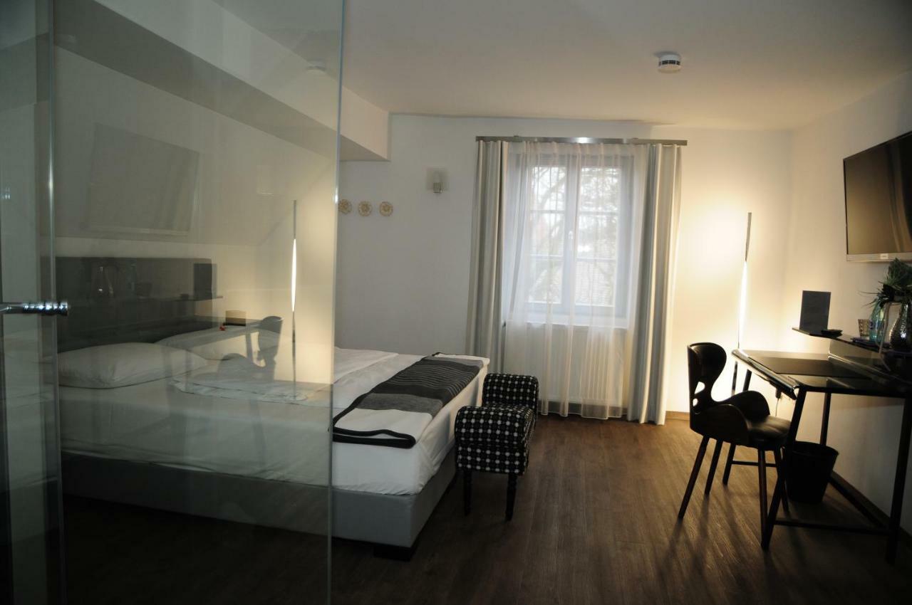 Hotel Sporcher Nest Cadolzburg エクステリア 写真